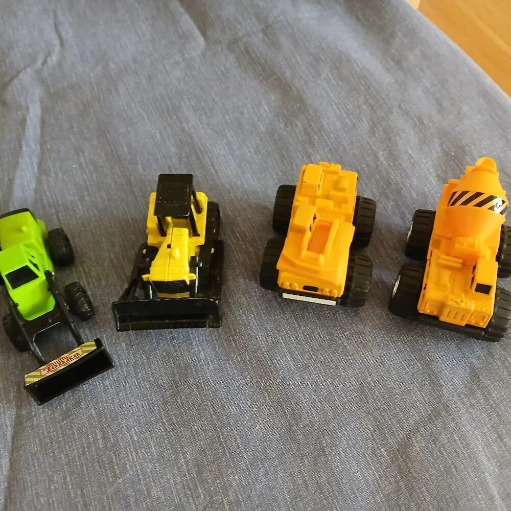 Construction Truck x 4 Used